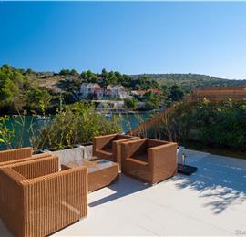 5 bedroom villa with heated infinity pool and sea views near Milna, Brac Island, sleeps 10